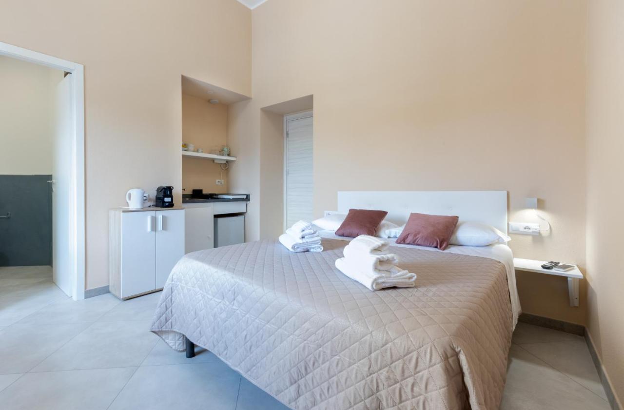 Bonnystudios Holiday Apartments Кальяри Экстерьер фото